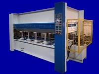 картинка Трехпролетный горячий пресс для мебельных плит cо столом 4300х1300мм GH200-12-3 компании Нова Механика